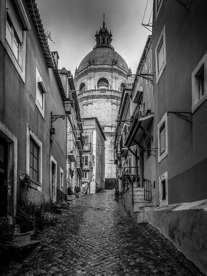 Style And Comfort In Downtown Lissabon Buitenkant foto