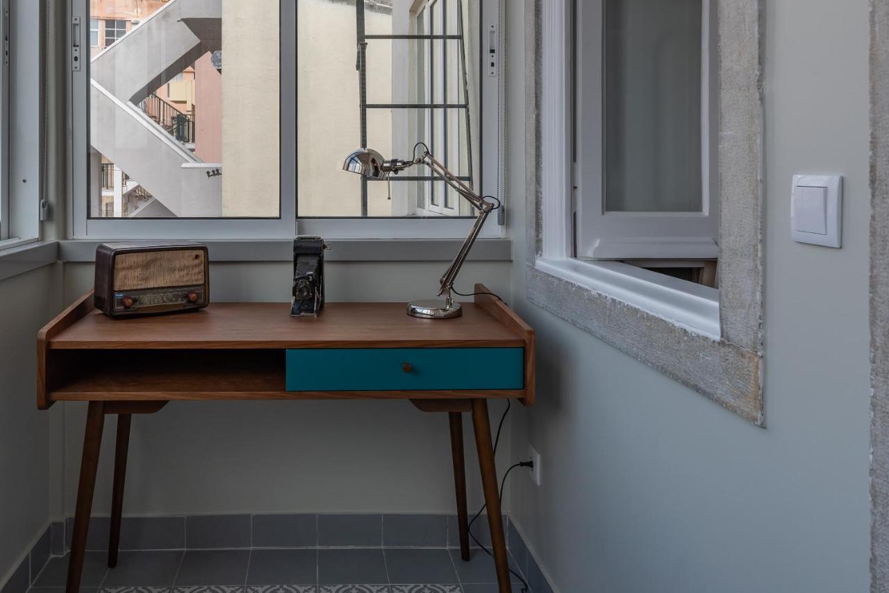 Style And Comfort In Downtown Lissabon Buitenkant foto