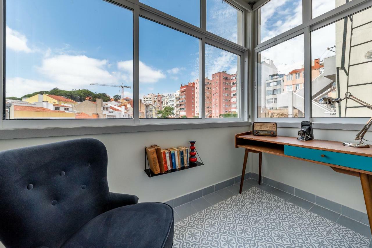 Style And Comfort In Downtown Lissabon Buitenkant foto