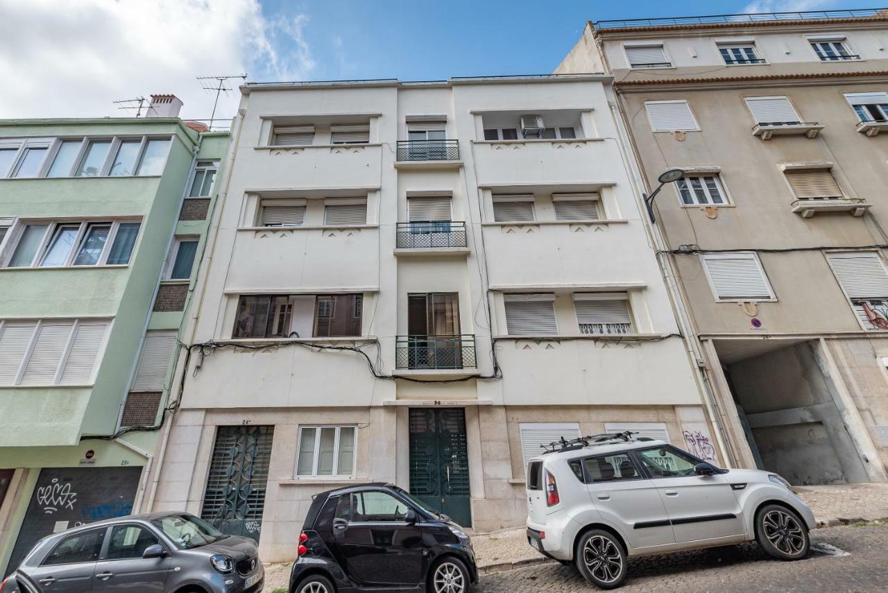 Style And Comfort In Downtown Lissabon Buitenkant foto